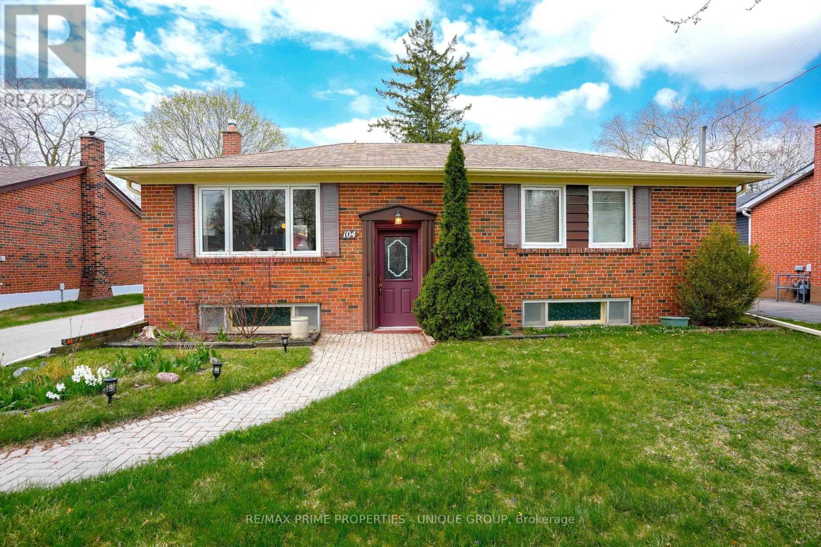 104 FAIRVIEW AVENUE, Whitchurch-Stouffville, Ontario