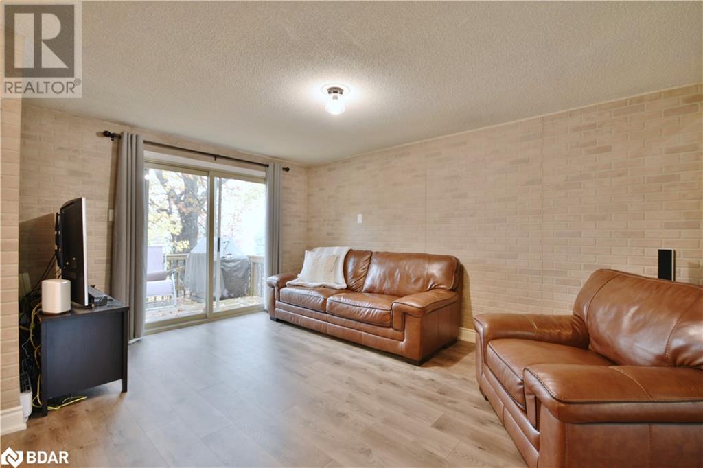 11 Pheasant Trail, Barrie, Ontario  L4N 6W4 - Photo 6 - 40724371