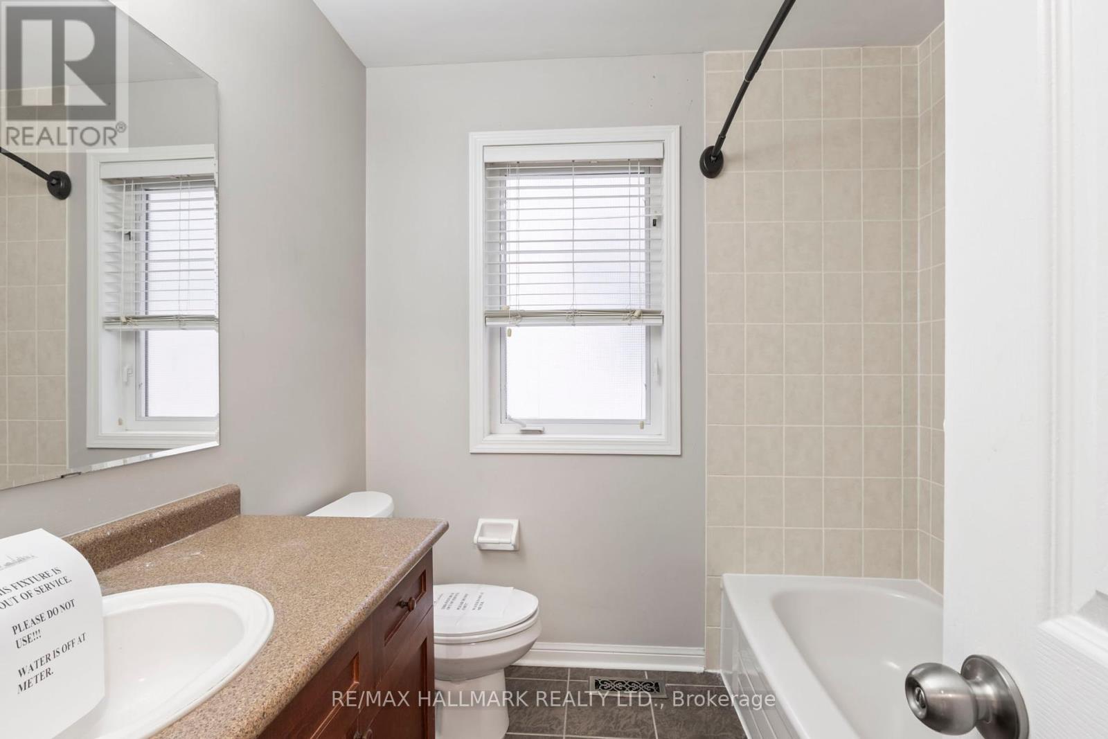830 Fourth Line, Milton, Ontario  L9T 6M5 - Photo 11 - W12121045
