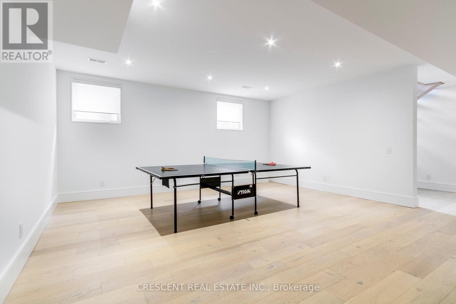 151 Shaver Avenue N, Toronto, Ontario  M9B 4N9 - Photo 46 - W12121047