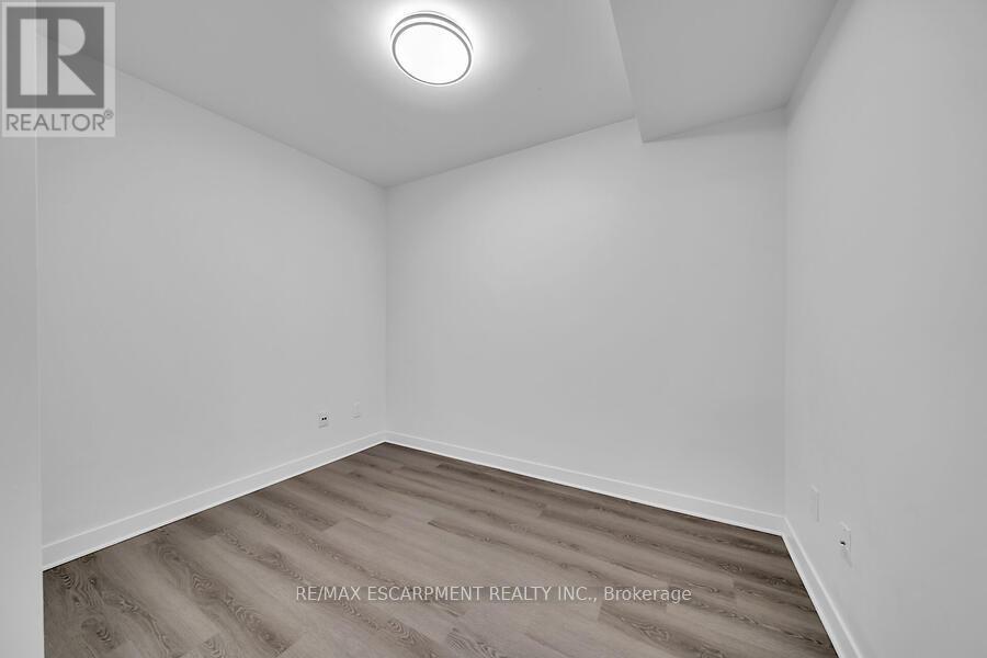 332 - 5317 Upper Middle Road, Burlington, Ontario  L7L 0G8 - Photo 8 - W12121069