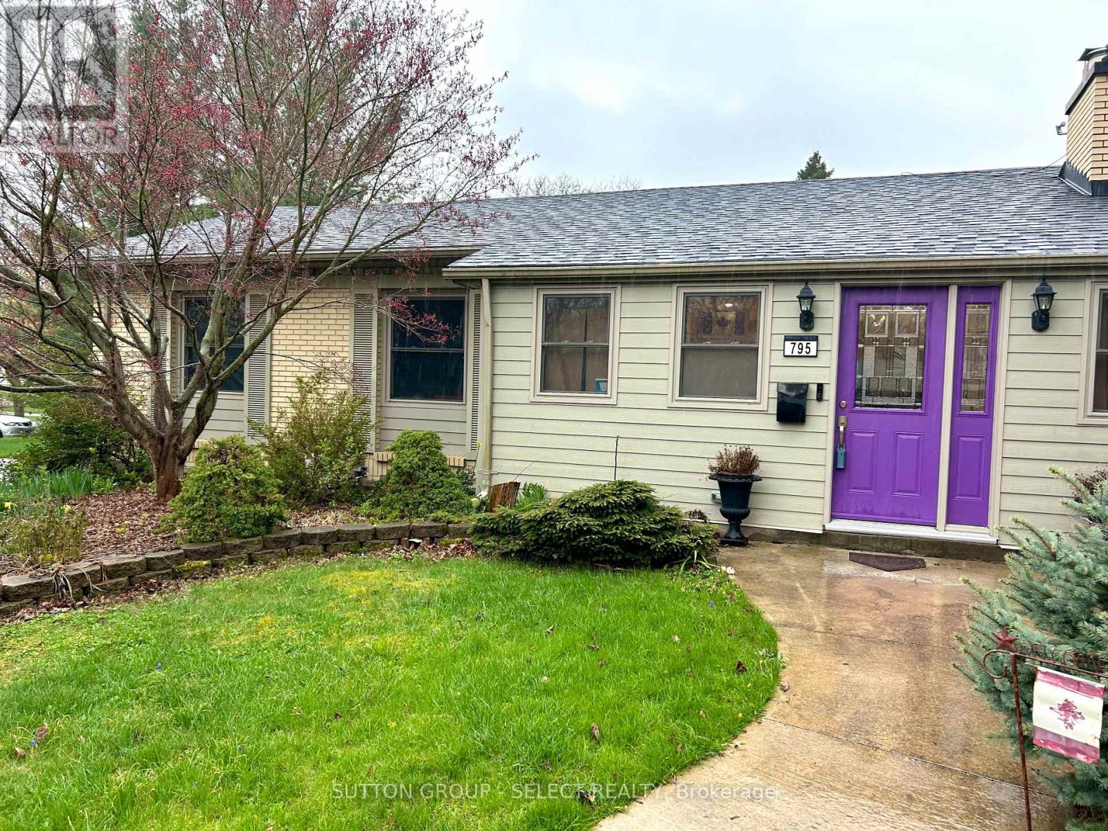 Property at 795 HEADLEY DRIVE image 2