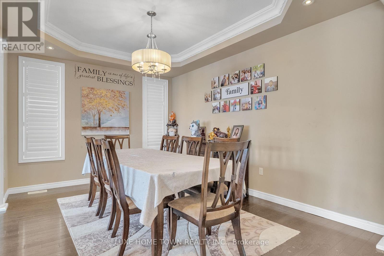 36 Chartwell Circle, Hamilton, Ontario  L9A 0B7 - Photo 14 - X12121059