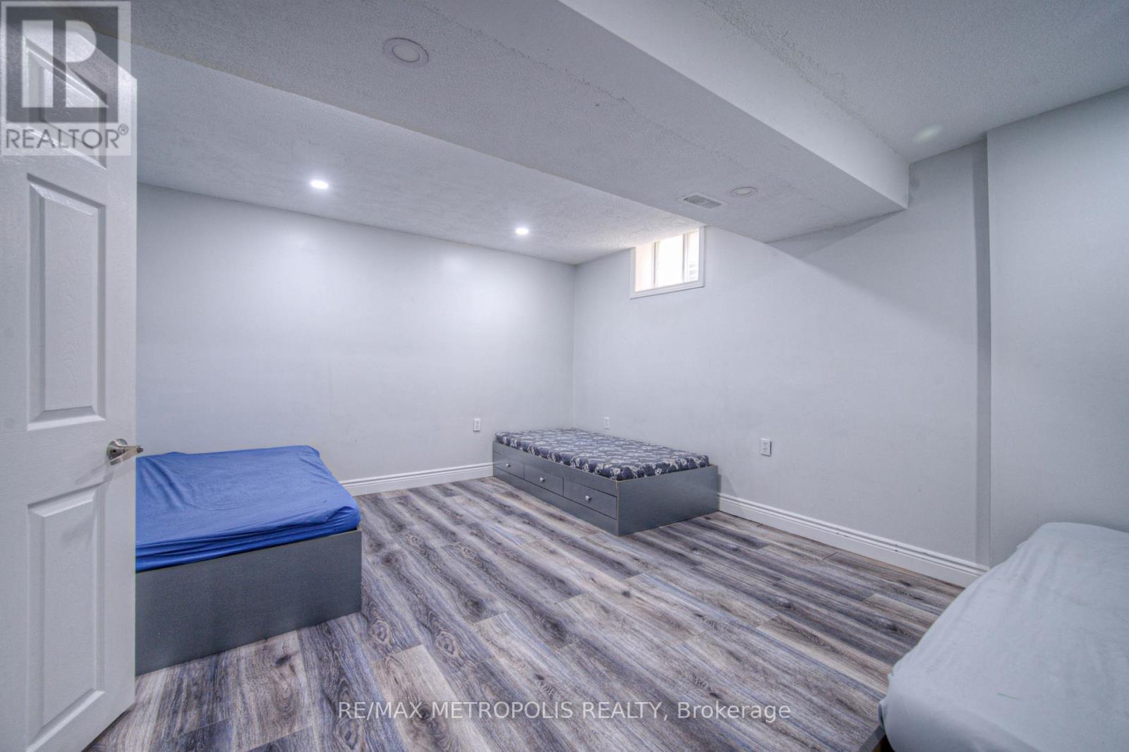 23 Glenvalley Drive, Cambridge, Ontario  N1T 1P3 - Photo 25 - X12121071
