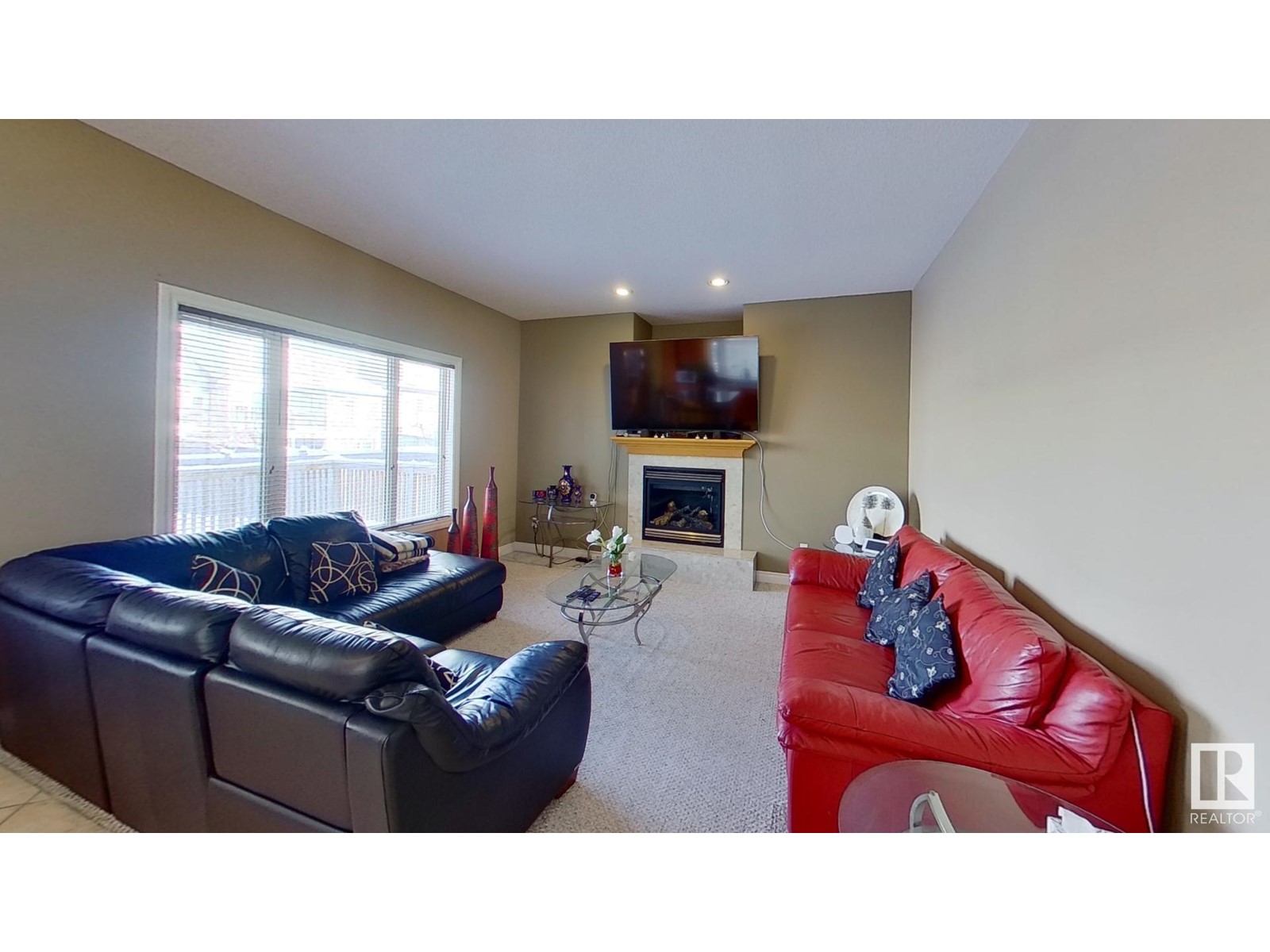 Property at 1604 BLACKMORE CO SW SW image 5