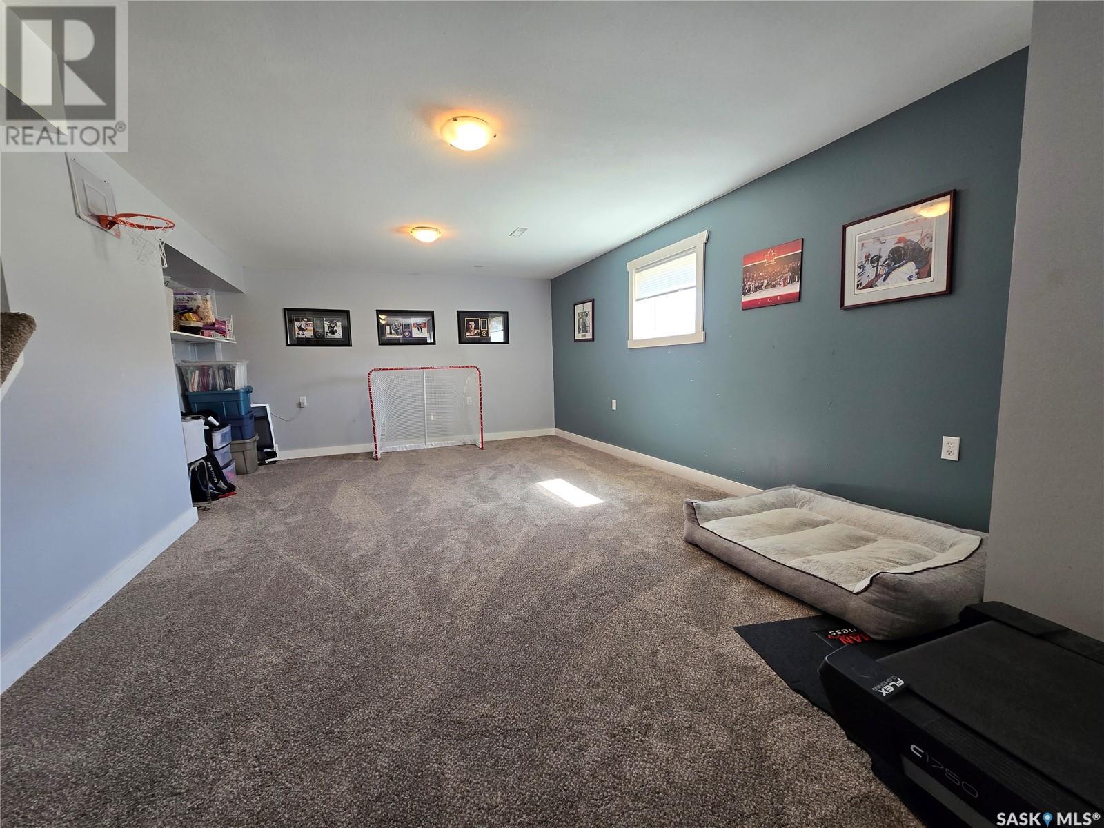 229 3rd Street, North Weyburn, Saskatchewan  S0C 1X0 - Photo 26 - SK004494