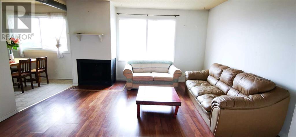 Property at 2, 6424 4 Street NE image 5