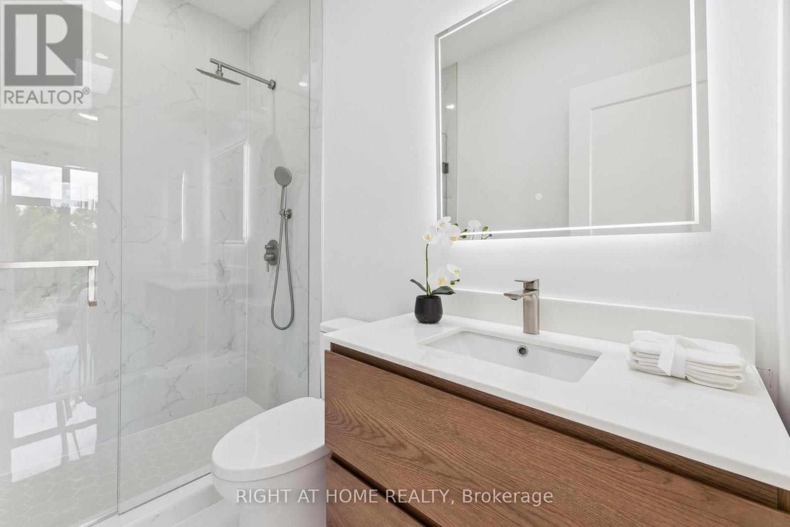 1946 Rosebank Road, Pickering, Ontario  L1V 1P8 - Photo 35 - E12121261