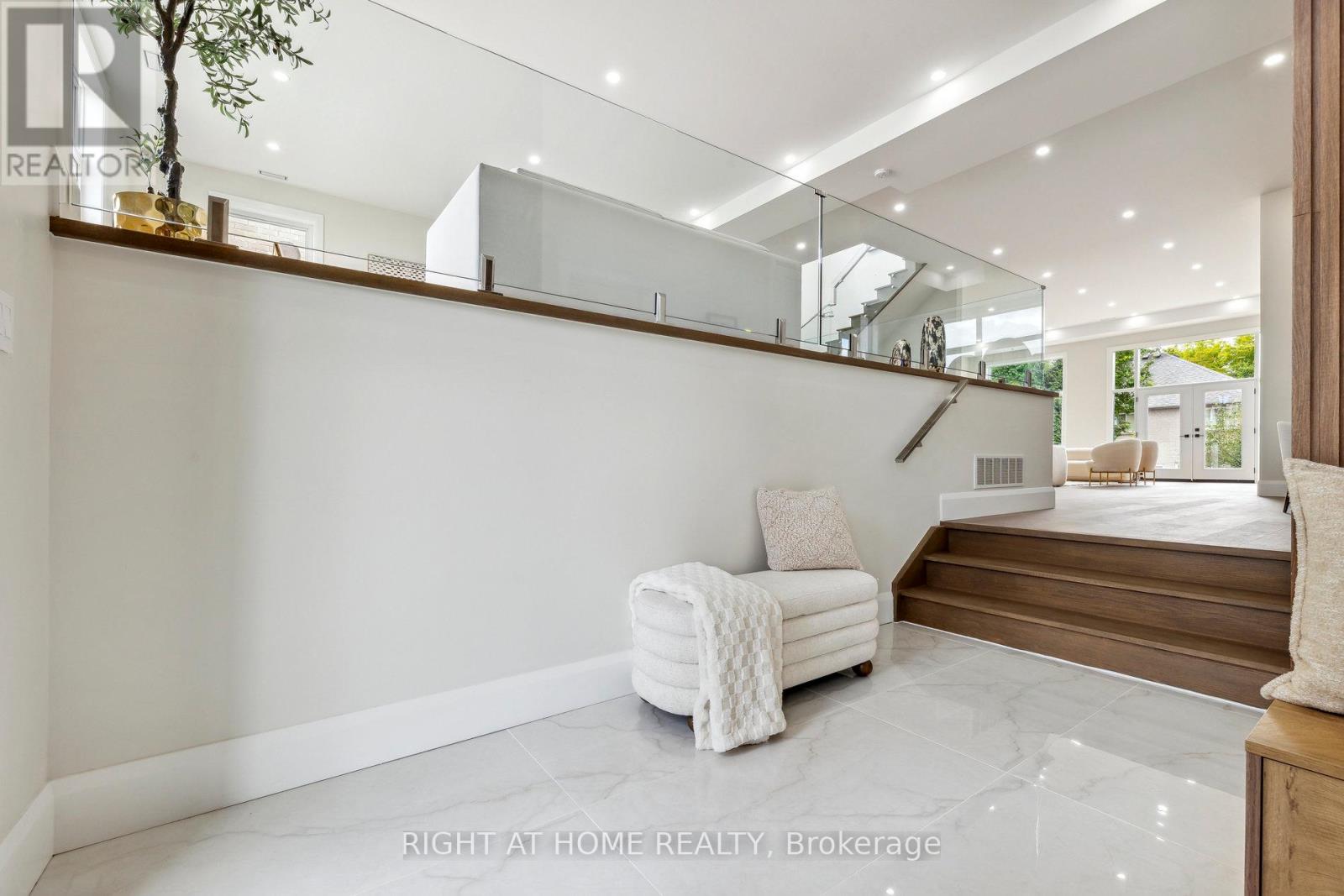 1946 Rosebank Road, Pickering, Ontario  L1V 1P8 - Photo 7 - E12121261
