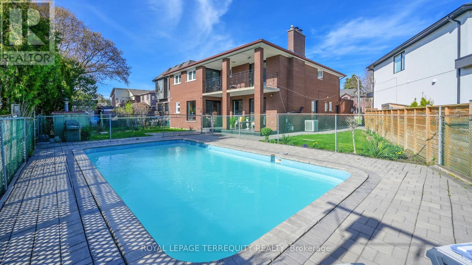 8 Ashall Boulevard, Toronto (O'connor-Parkview), Ontario  M4B 3C1 - Photo 34 - E12110383