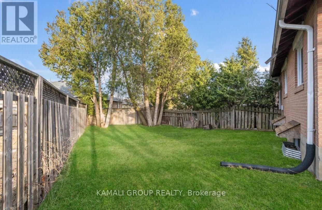 Main - 76 Walter Avenue, Newmarket, Ontario  L3Y 2T3 - Photo 15 - N12121134