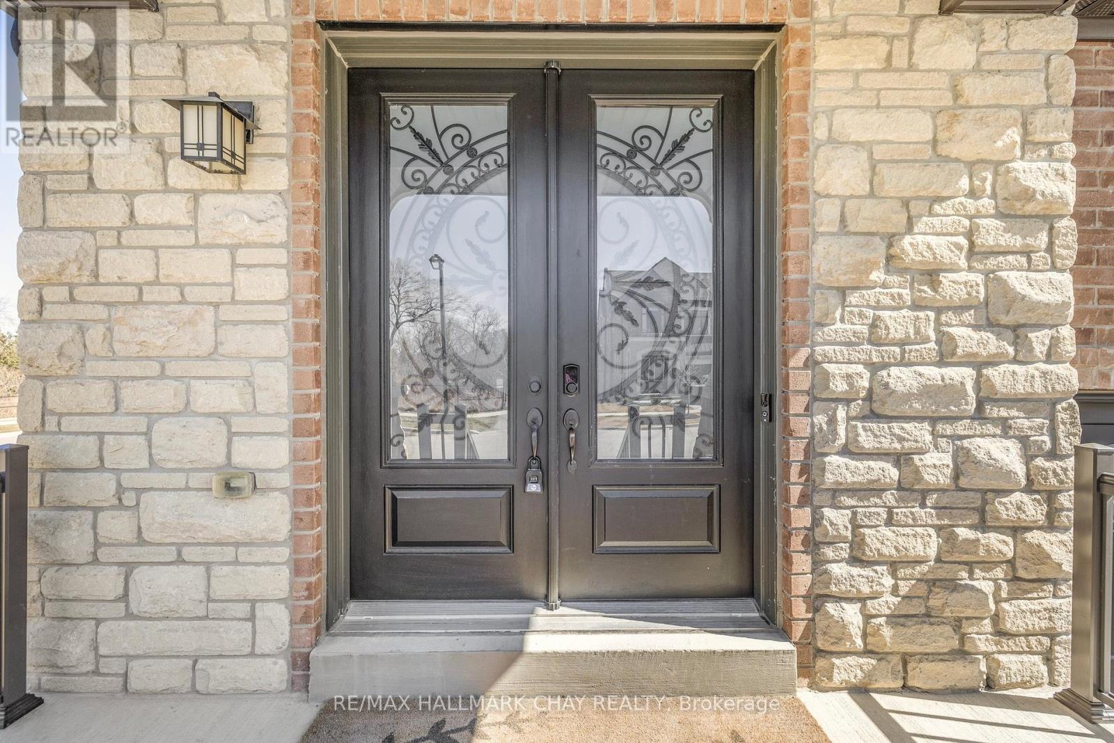 2 Great Heron Court, King, Ontario  L7B 0P4 - Photo 6 - N12121213