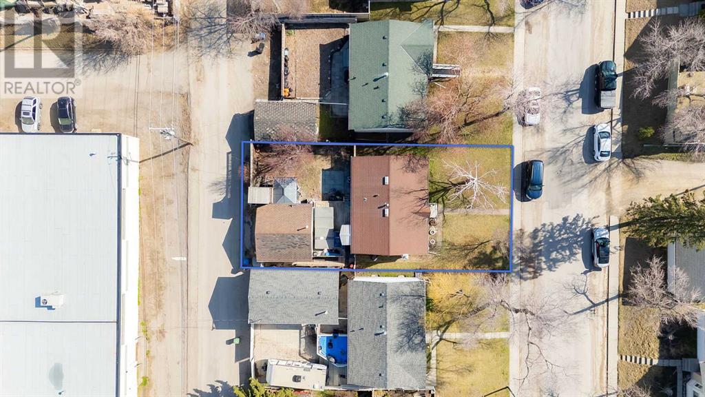 Property at 48 Franklin Drive SE image 2