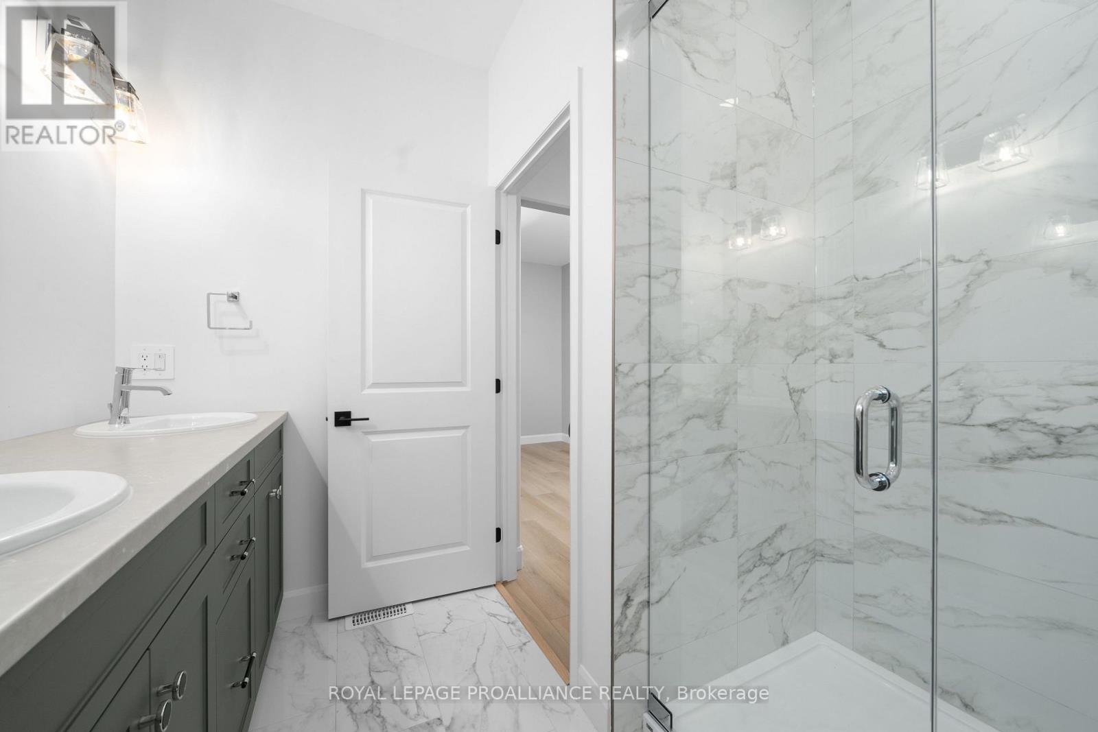 23 Schmidt Way, Quinte West, Ontario  K8V 0L5 - Photo 23 - X12121276
