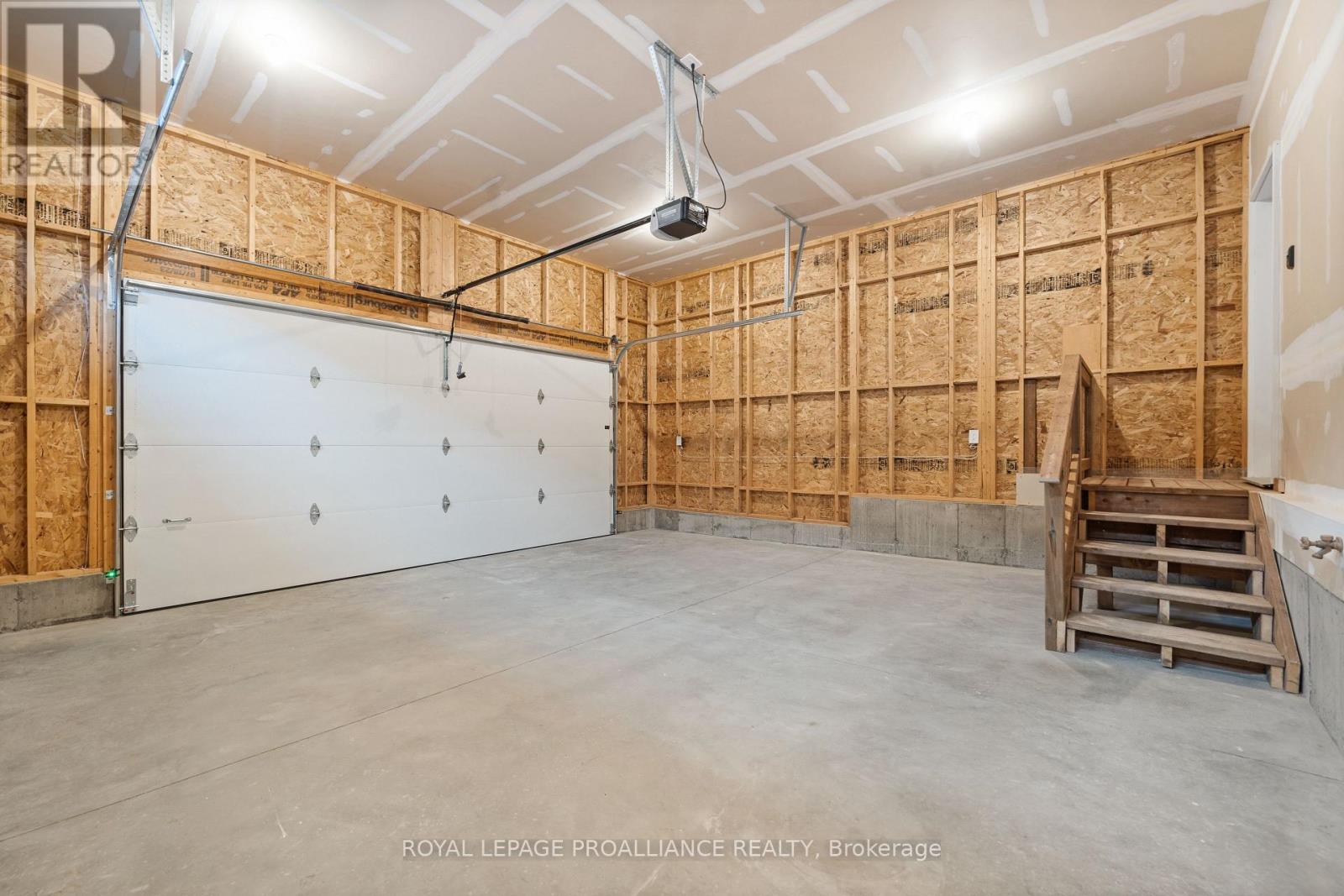 23 Schmidt Way, Quinte West, Ontario  K8V 0L5 - Photo 31 - X12121276