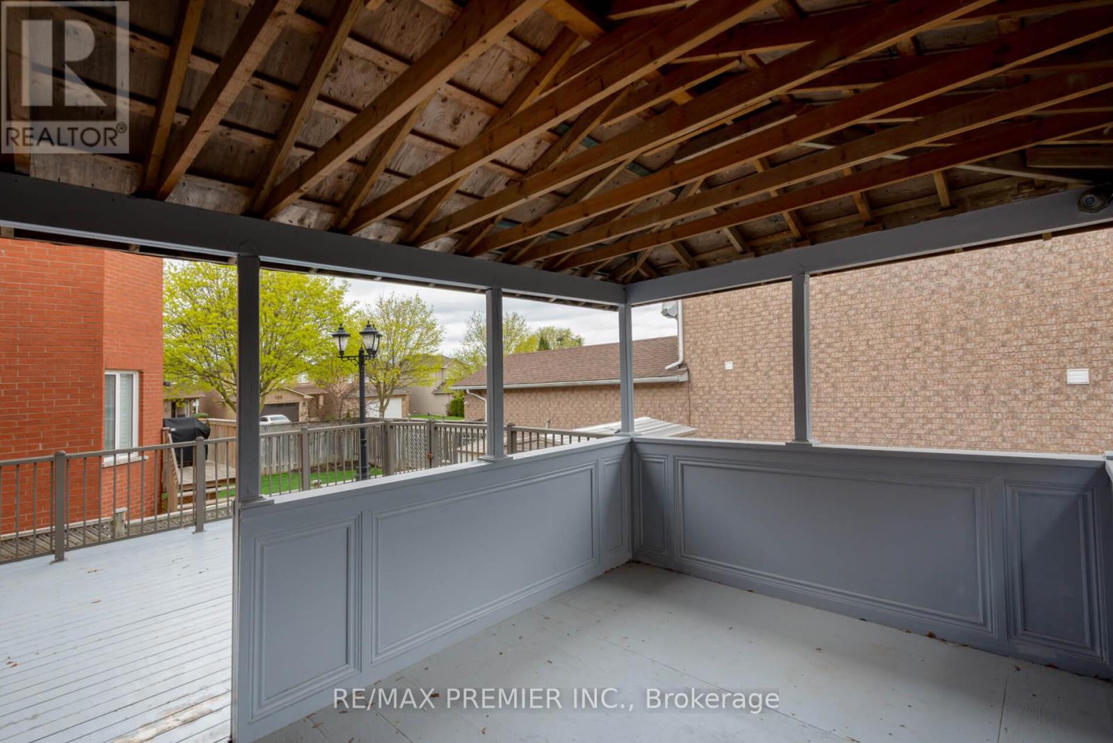348 Royalpark Way, Vaughan (Elder Mills), Ontario  L4K 1K4 - Photo 38 - N12078511