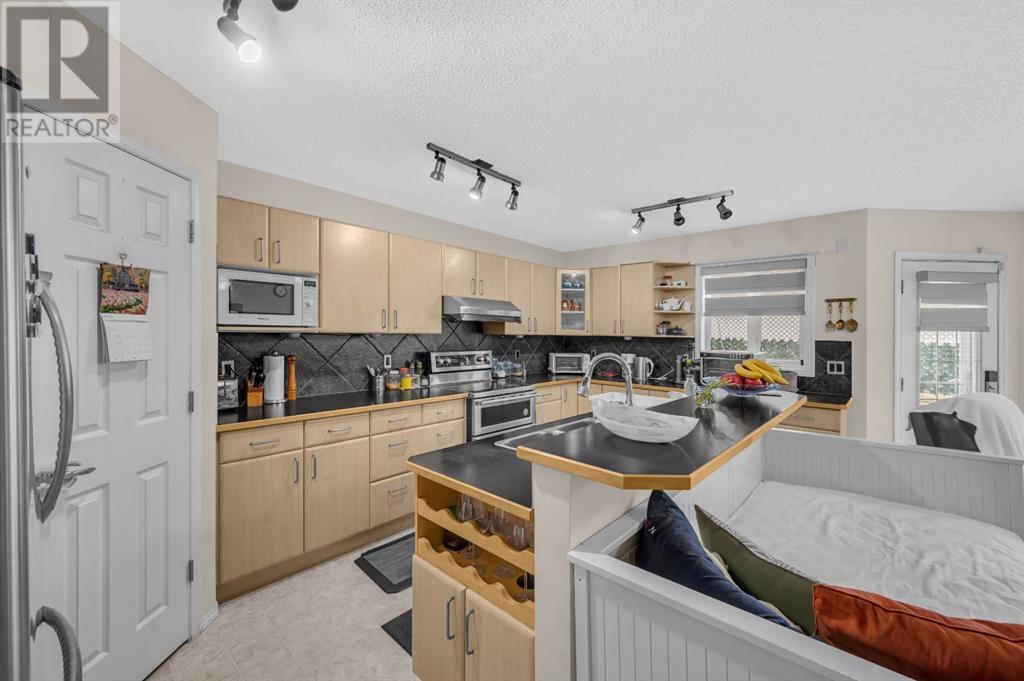 99 Taravista Street Ne, Calgary, Alberta  T3J 4S3 - Photo 13 - A2205359