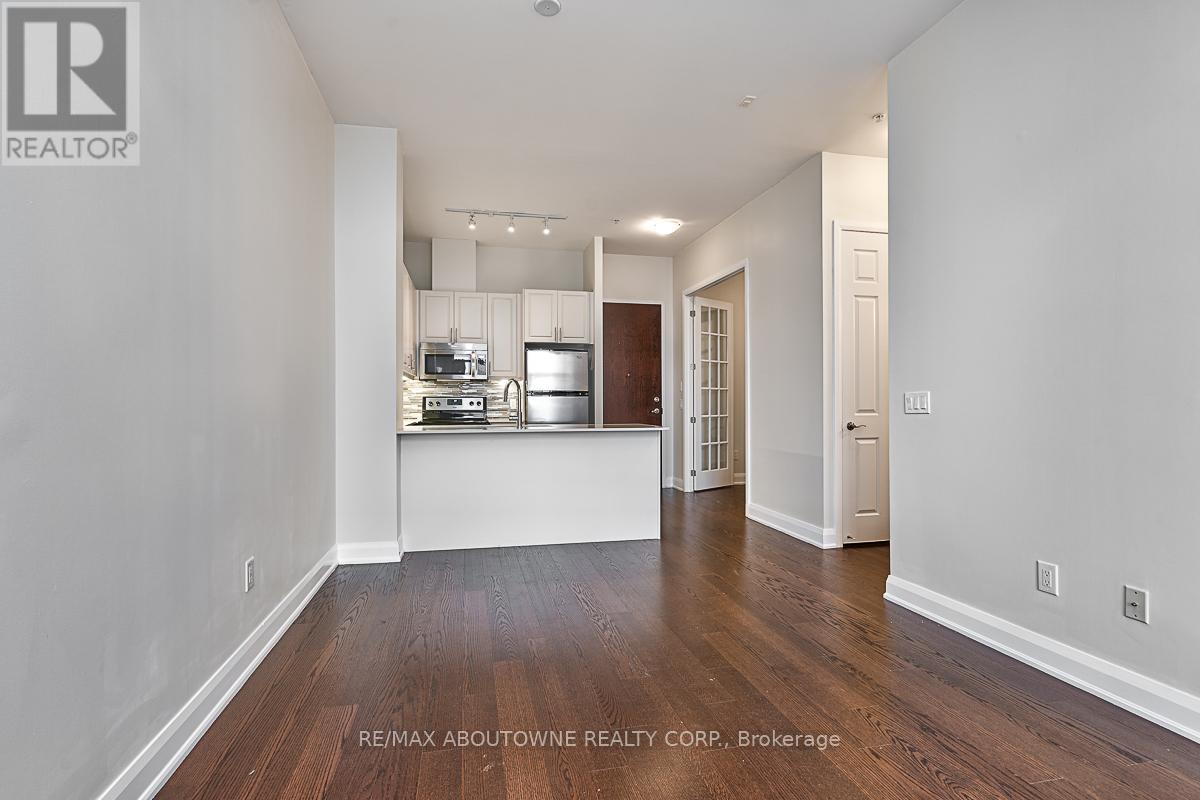 714 - 2480 Prince Michael Drive, Oakville, Ontario  L6H 0H1 - Photo 14 - W12121135