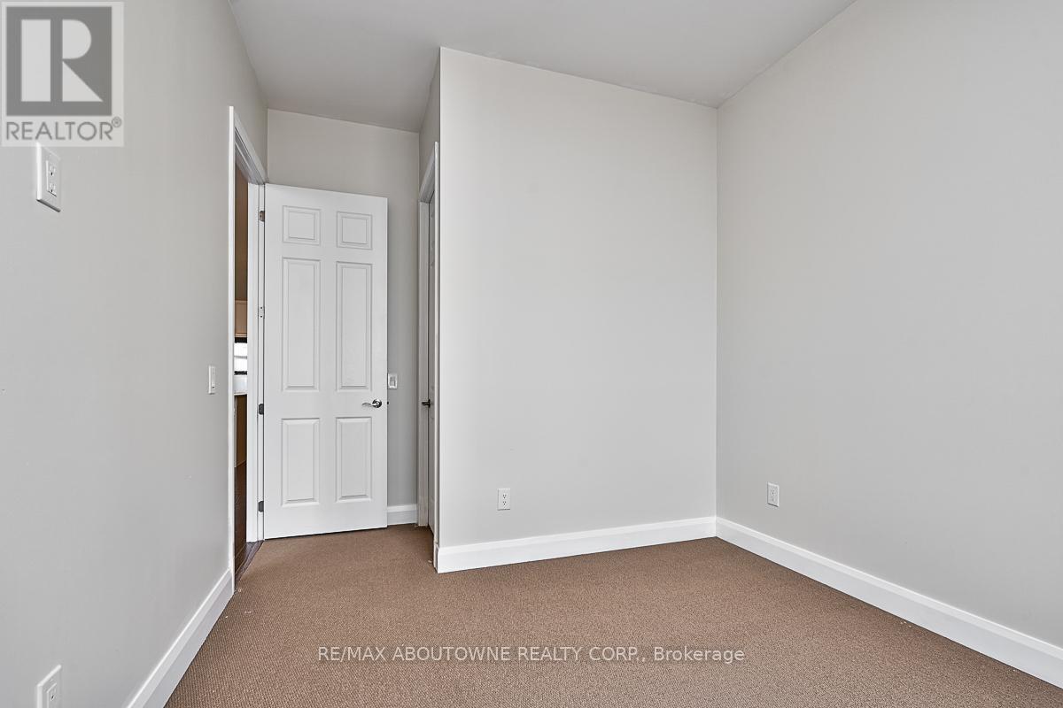 714 - 2480 Prince Michael Drive, Oakville, Ontario  L6H 0H1 - Photo 16 - W12121135