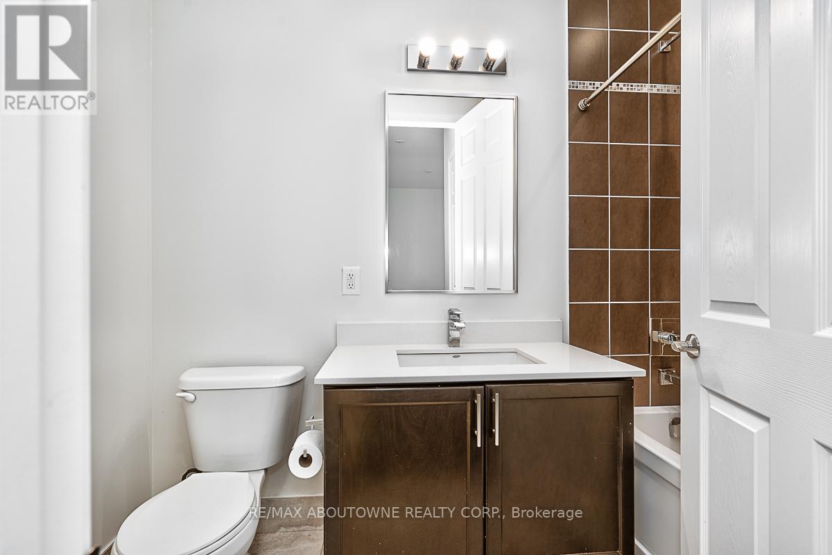 714 - 2480 Prince Michael Drive, Oakville, Ontario  L6H 0H1 - Photo 18 - W12121135