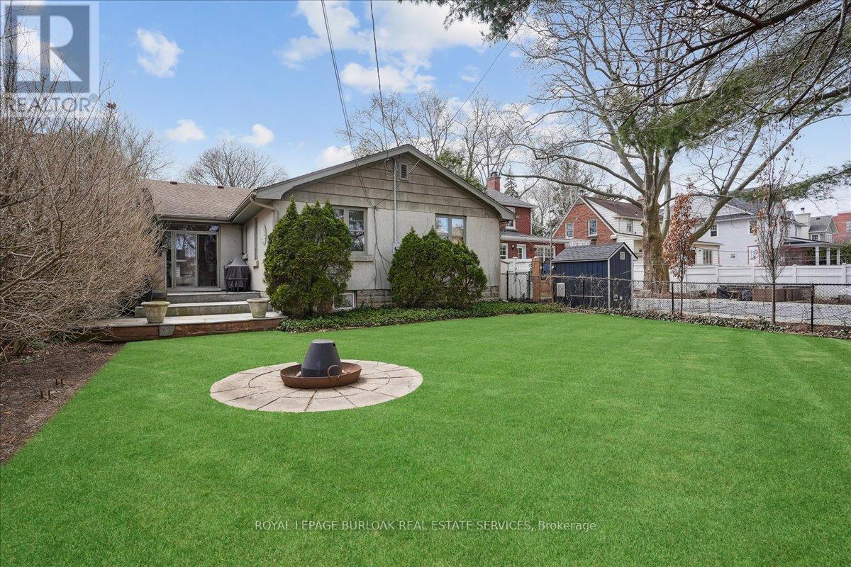 607 Hurd Avenue, Burlington (Brant), Ontario  L7S 1T4 - Photo 34 - W12121149