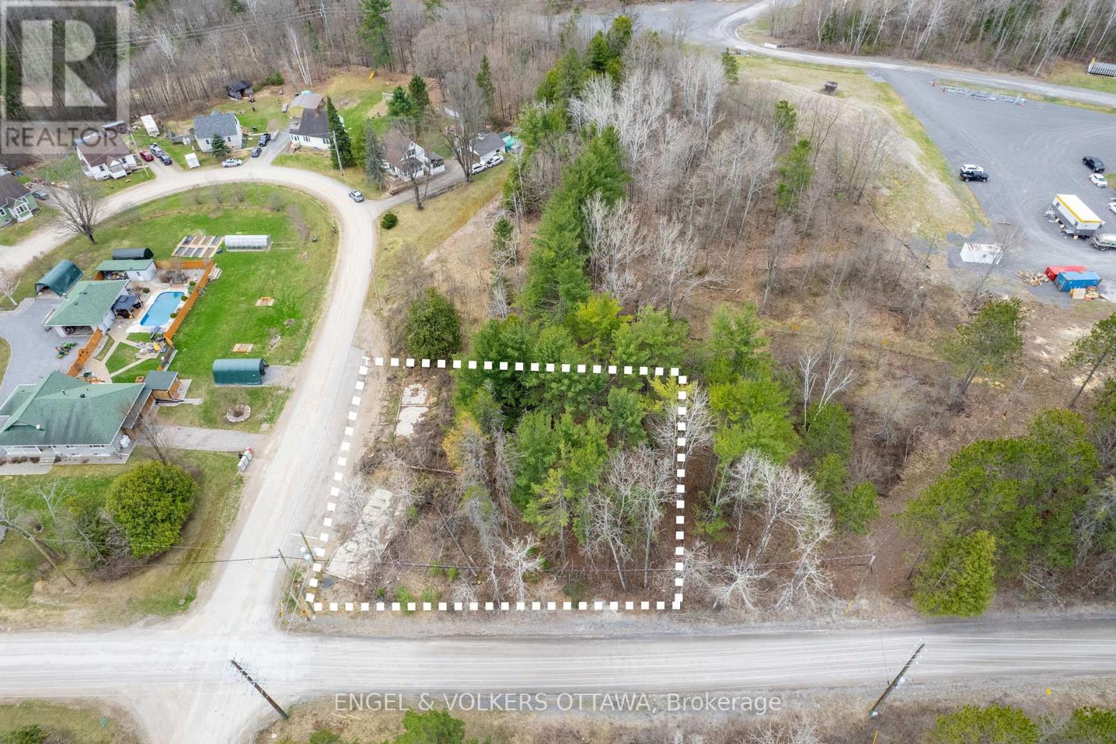 Lot 10 Devlin Crescent, Mcnab/braeside, Ontario    - Photo 3 - X12121303