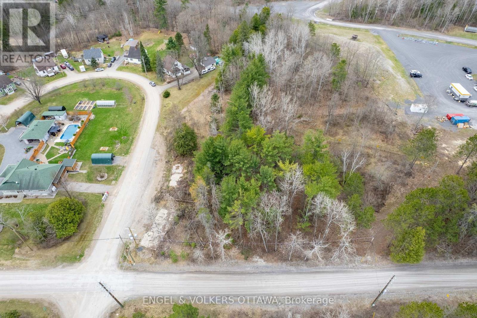 Lot 10 Devlin Crescent, Mcnab/braeside, Ontario    - Photo 8 - X12121303