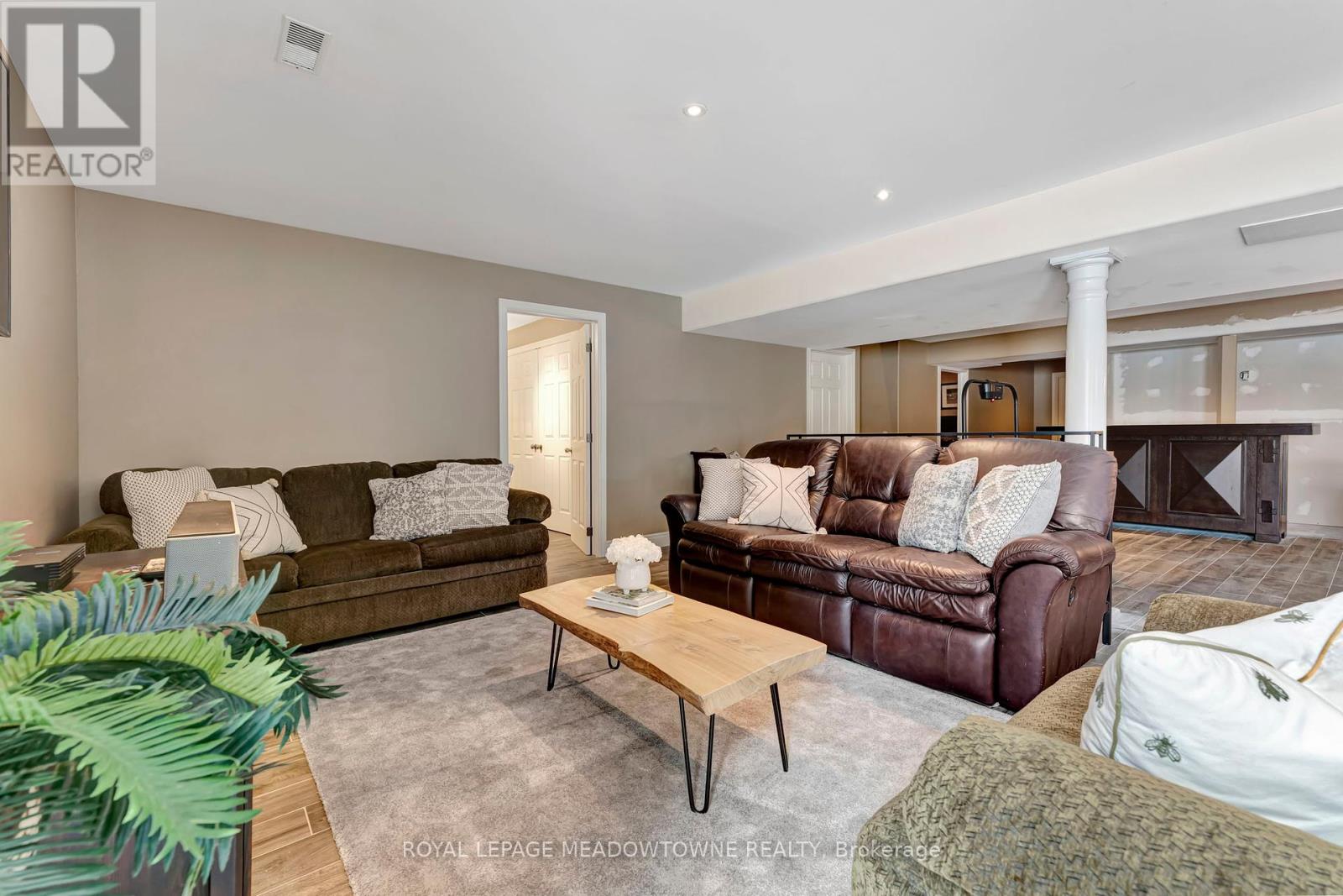 128 Carlisle Road, Hamilton, Ontario  L8B 0Z8 - Photo 18 - X12121145