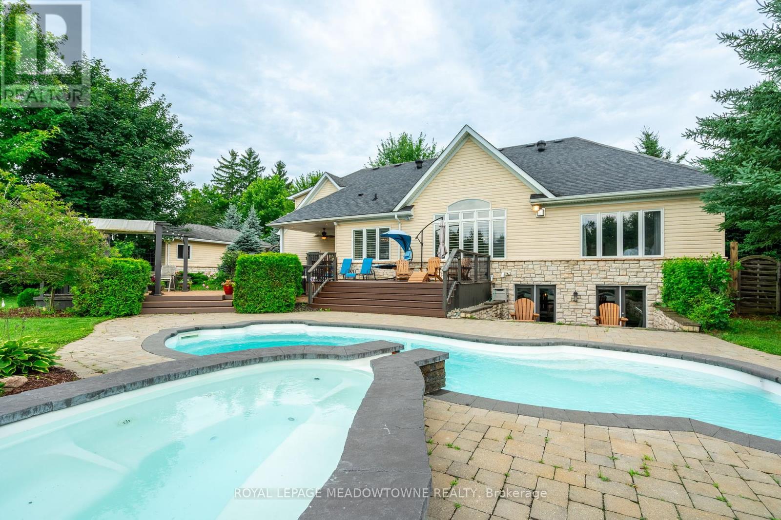 128 Carlisle Road, Hamilton (Carlisle), Ontario  L8B 0Z8 - Photo 28 - X12121145