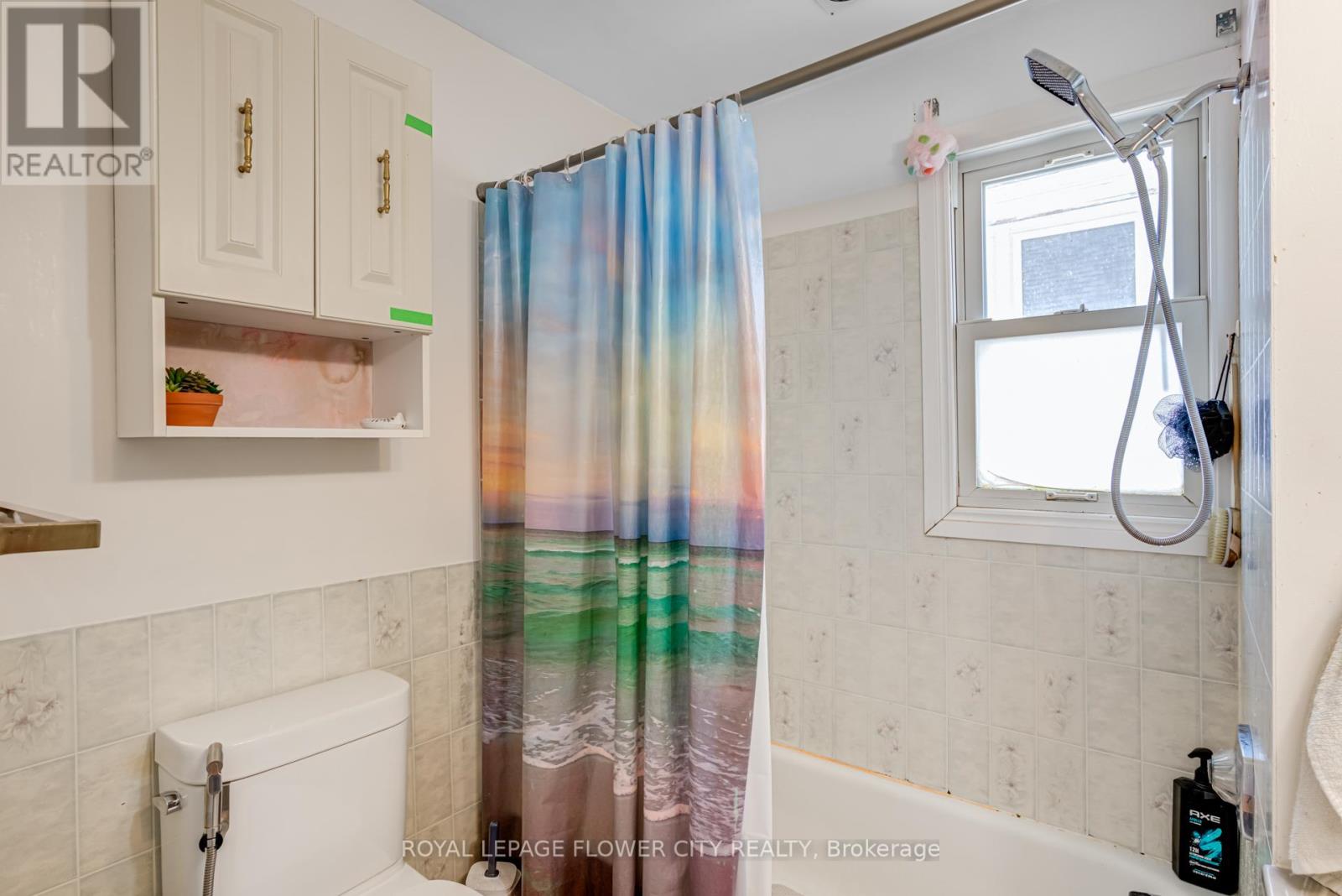 800 Roxborough Avenue, Hamilton, Ontario  L8H 1T2 - Photo 21 - X12121154