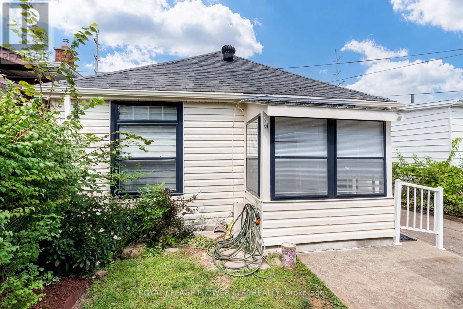 800 Roxborough Avenue, Hamilton, Ontario  L8H 1T2 - Photo 37 - X12121154