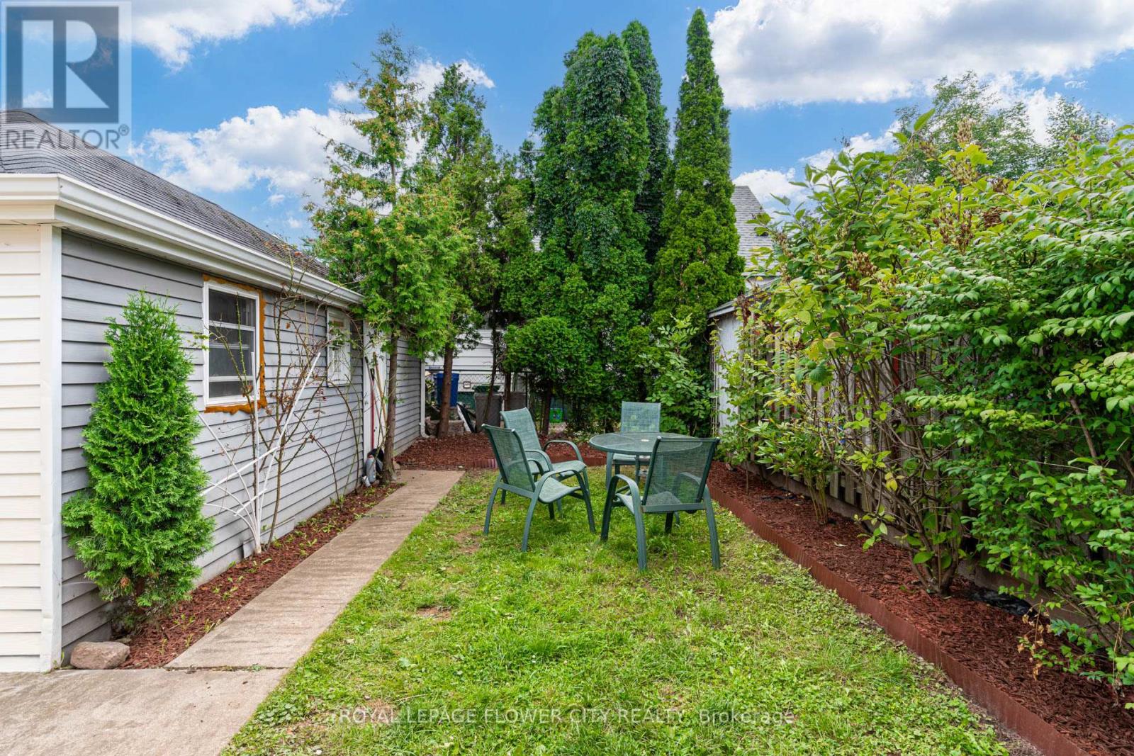 800 Roxborough Avenue, Hamilton, Ontario  L8H 1T2 - Photo 38 - X12121154