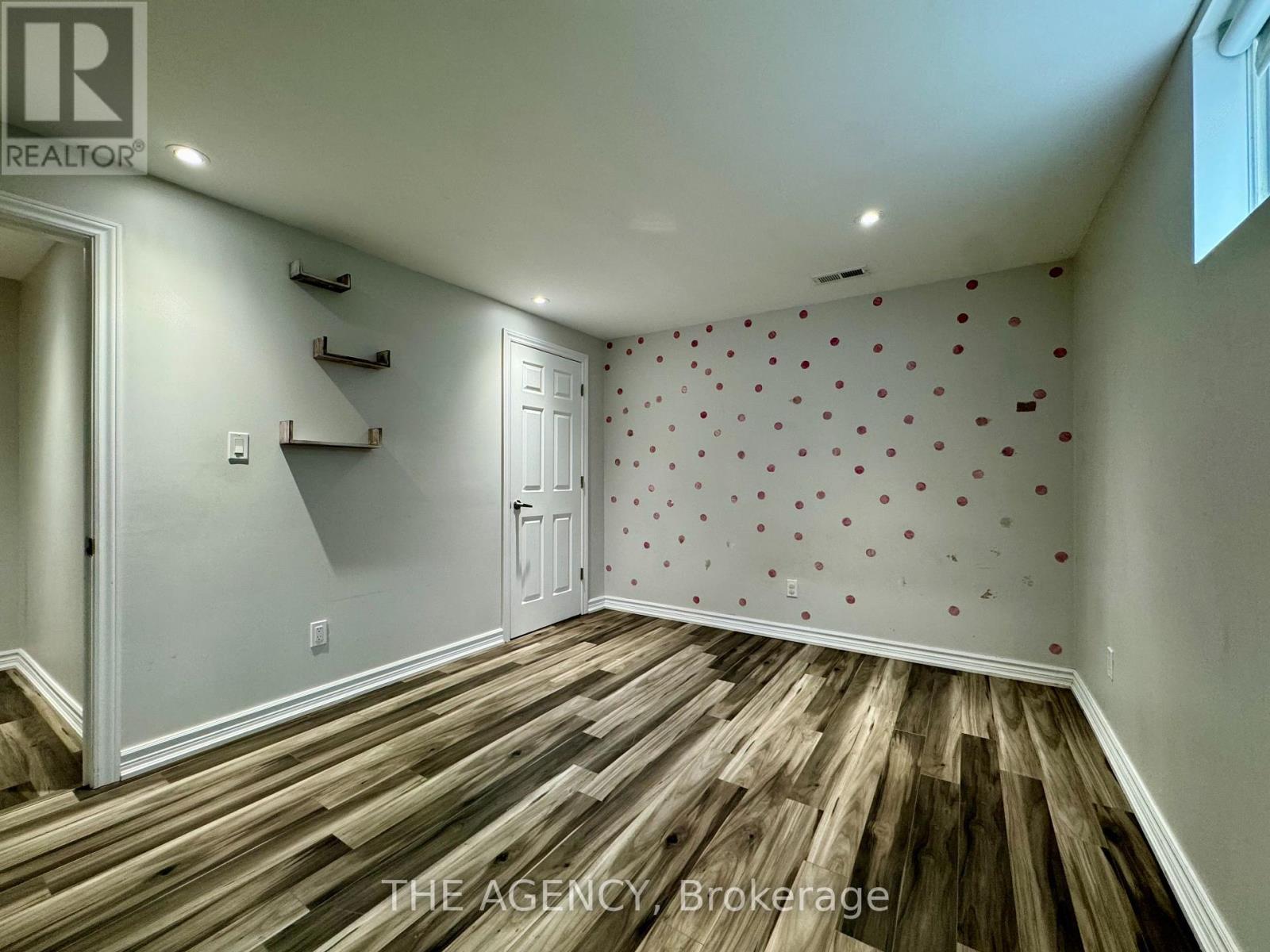 687 Spitfire Street, Woodstock (Woodstock - North), Ontario  N4T 0B1 - Photo 25 - X12121197