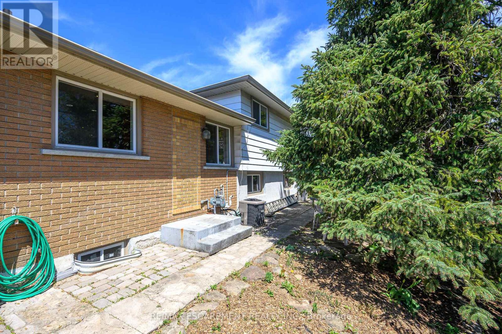 2 Par Place, Hamilton, Ontario  L8K 5V9 - Photo 23 - X12121256