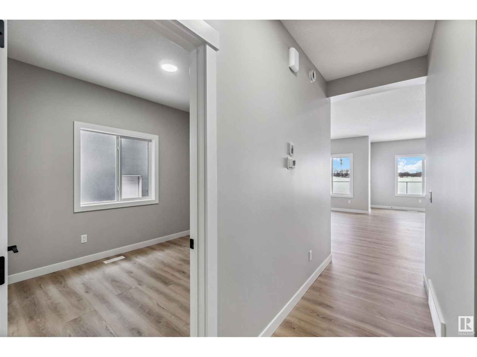 Property at 1659 12 ST NW image 1