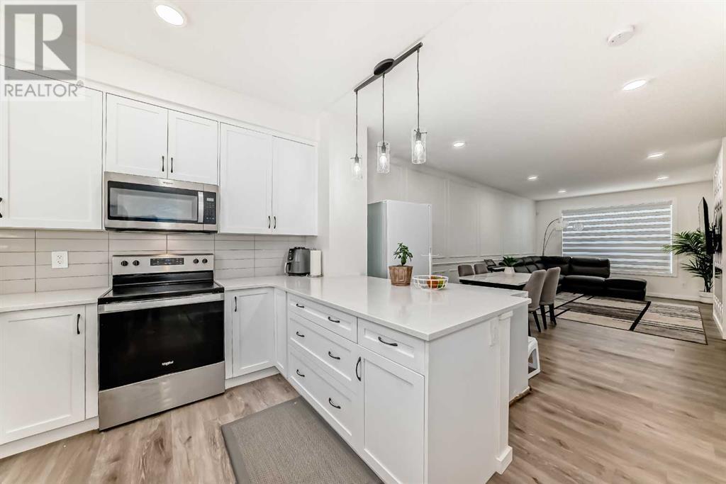 483 Livingston Way Ne, Calgary, Alberta  T3P 1P2 - Photo 7 - A2216171