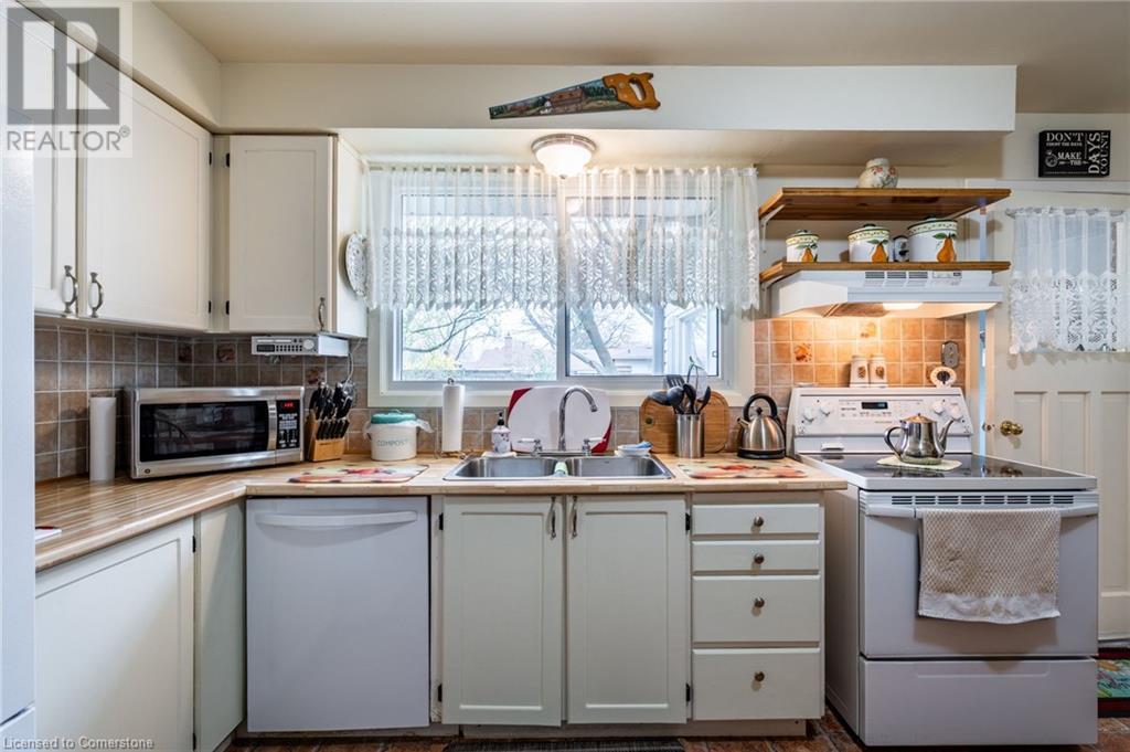 611 Woodview Road, Burlington, Ontario  L7M 3V2 - Photo 17 - 40723822