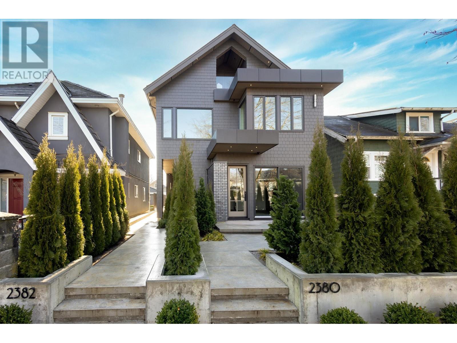 2382 E 5TH AVENUE, Vancouver, British Columbia