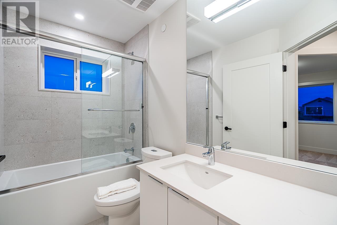3535 Cambridge Street, Vancouver, British Columbia  V5K 1M3 - Photo 28 - R2997613