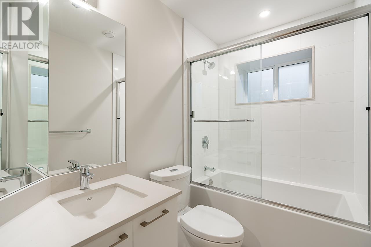 3535 Cambridge Street, Vancouver, British Columbia  V5K 1M3 - Photo 32 - R2997613