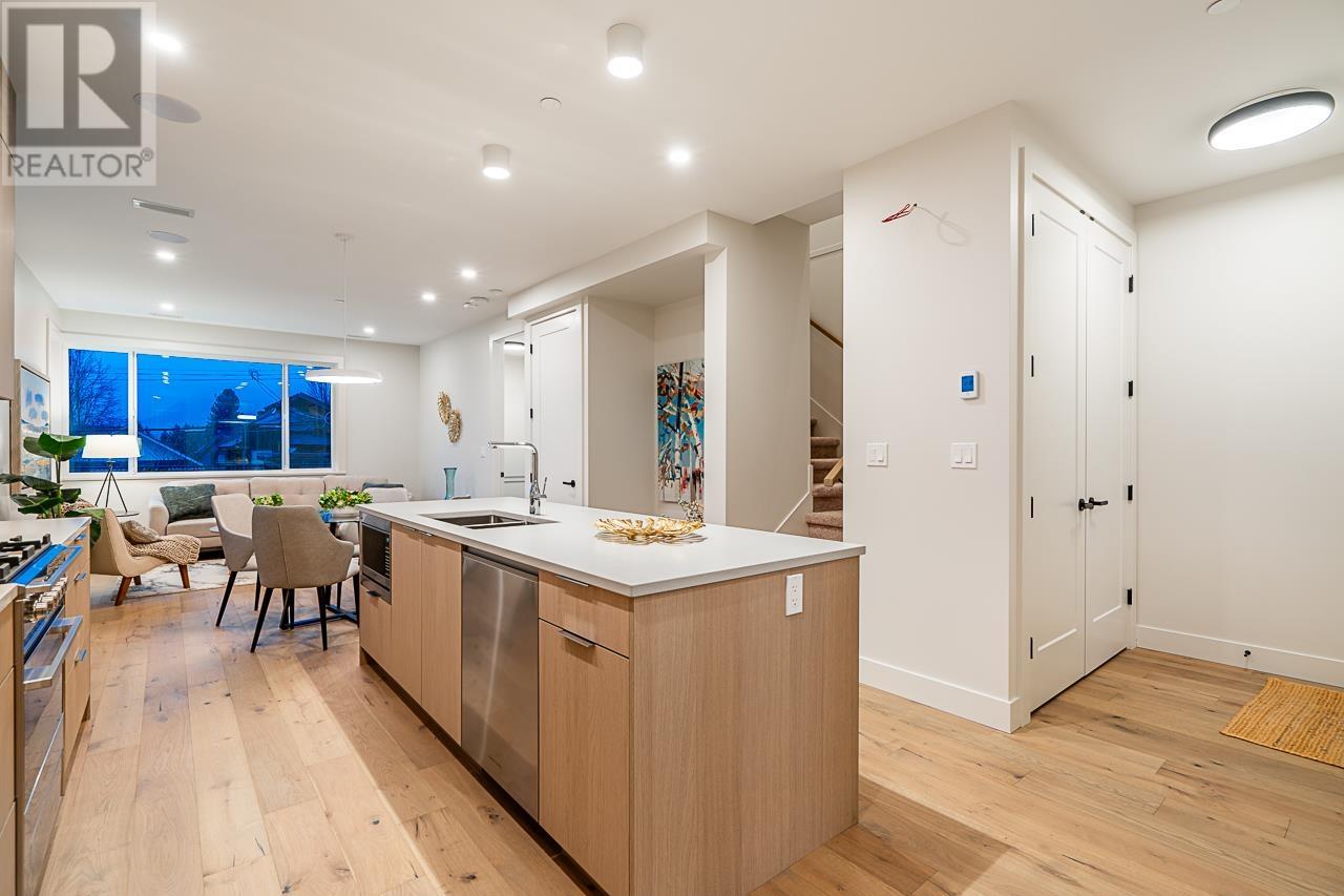 3535 Cambridge Street, Vancouver, British Columbia  V5K 1M3 - Photo 7 - R2997613