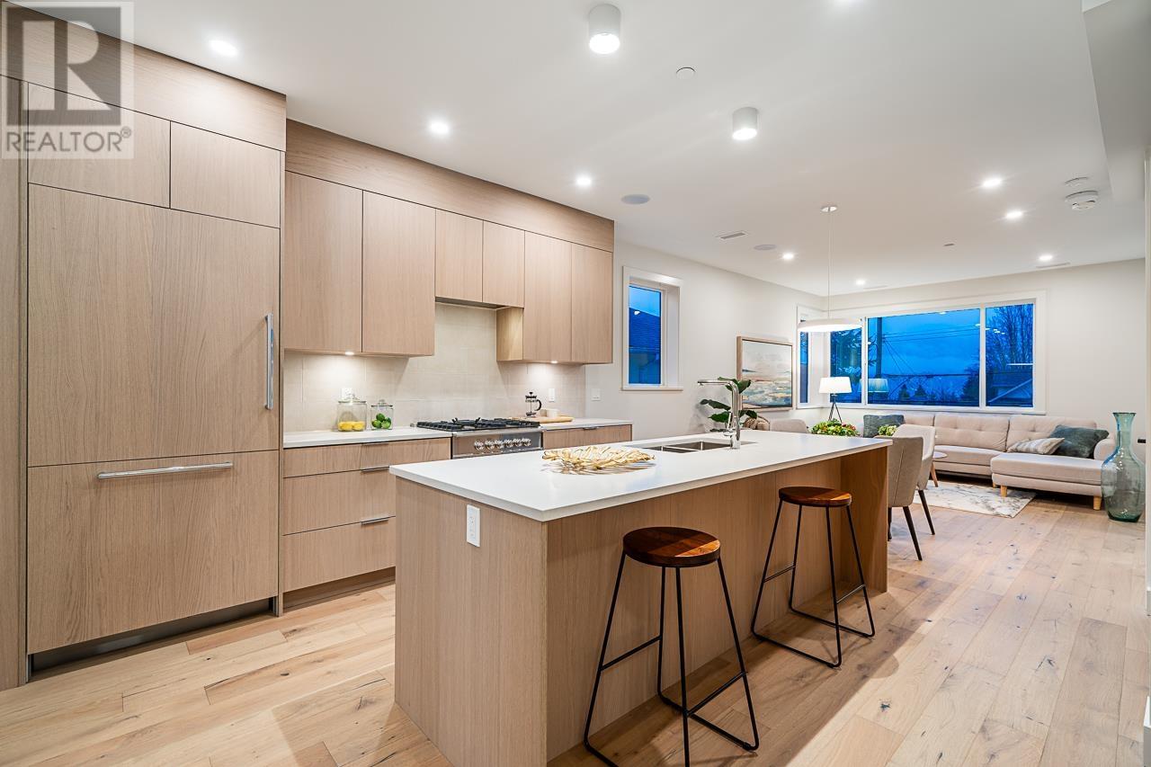 3535 Cambridge Street, Vancouver, British Columbia  V5K 1M3 - Photo 8 - R2997613