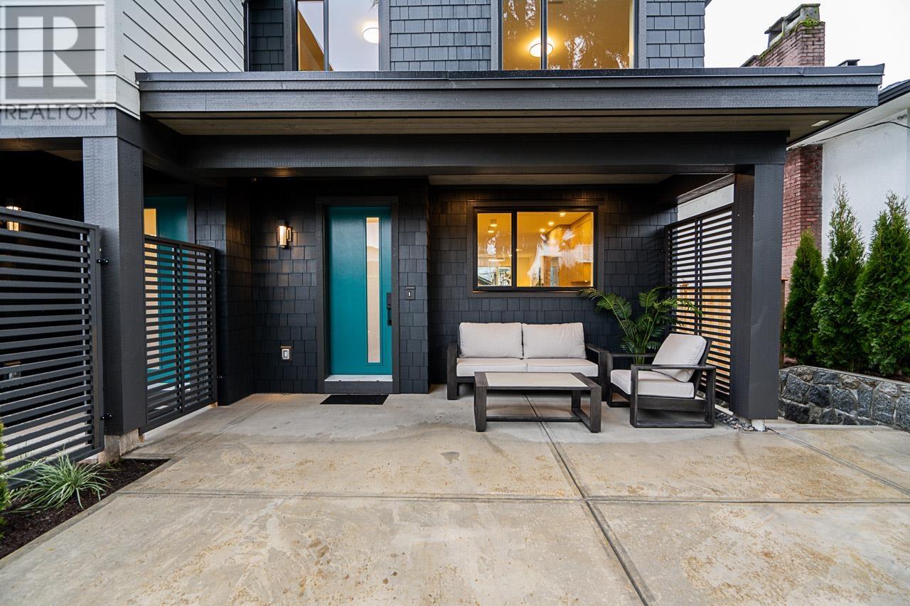 3537 Cambridge Street, Vancouver, British Columbia  V5K 1M3 - Photo 5 - R2997617
