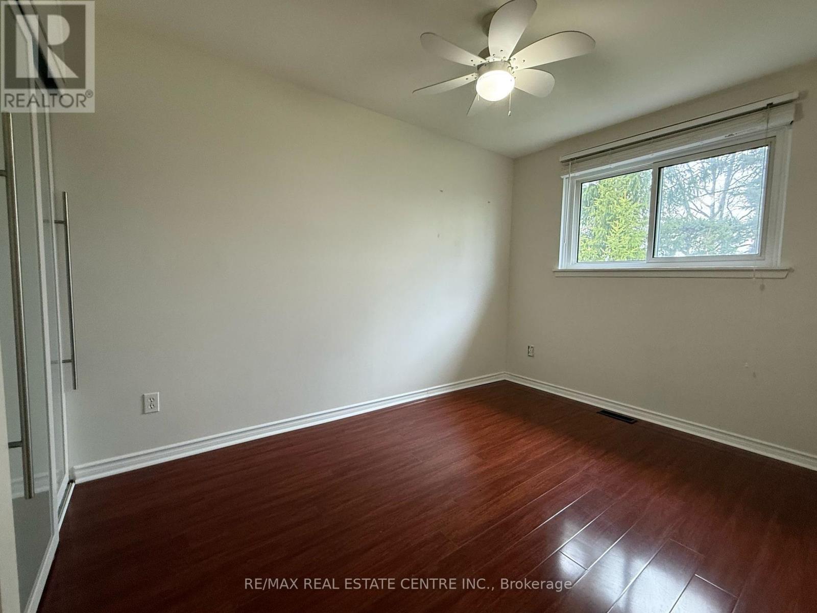 3151 Jessica Court, Mississauga, Ontario  L5C 1X7 - Photo 10 - W12121216