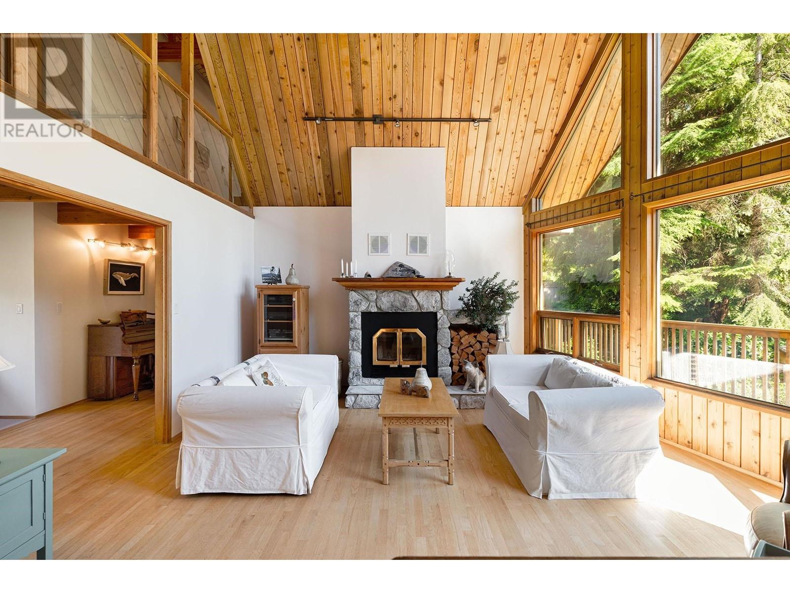 1532 Adams Road, Bowen Island, British Columbia  V0N 1G2 - Photo 6 - R2997610