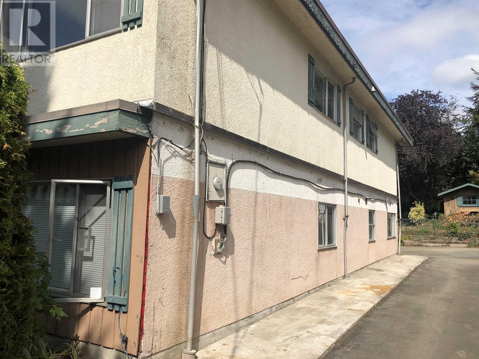 Property at 3019 W 43RD AVENUE image 3