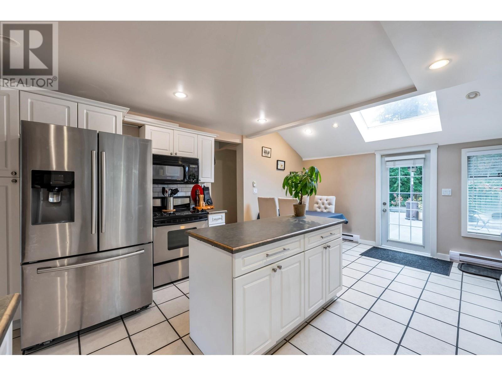 9822 287 Street, Maple Ridge, British Columbia  V2W 1K9 - Photo 11 - R2997620