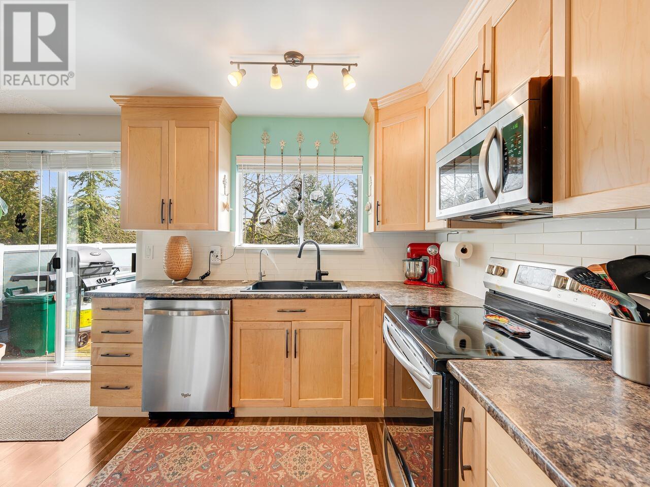 Property at 68 9000 ASH GROVE CRESCENT image 3