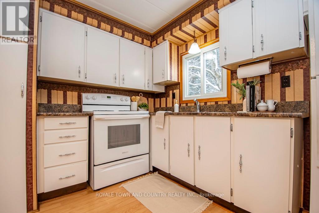 9 Marlene Drive, Kawartha Lakes, Ontario  L0B 1K0 - Photo 13 - X11922650