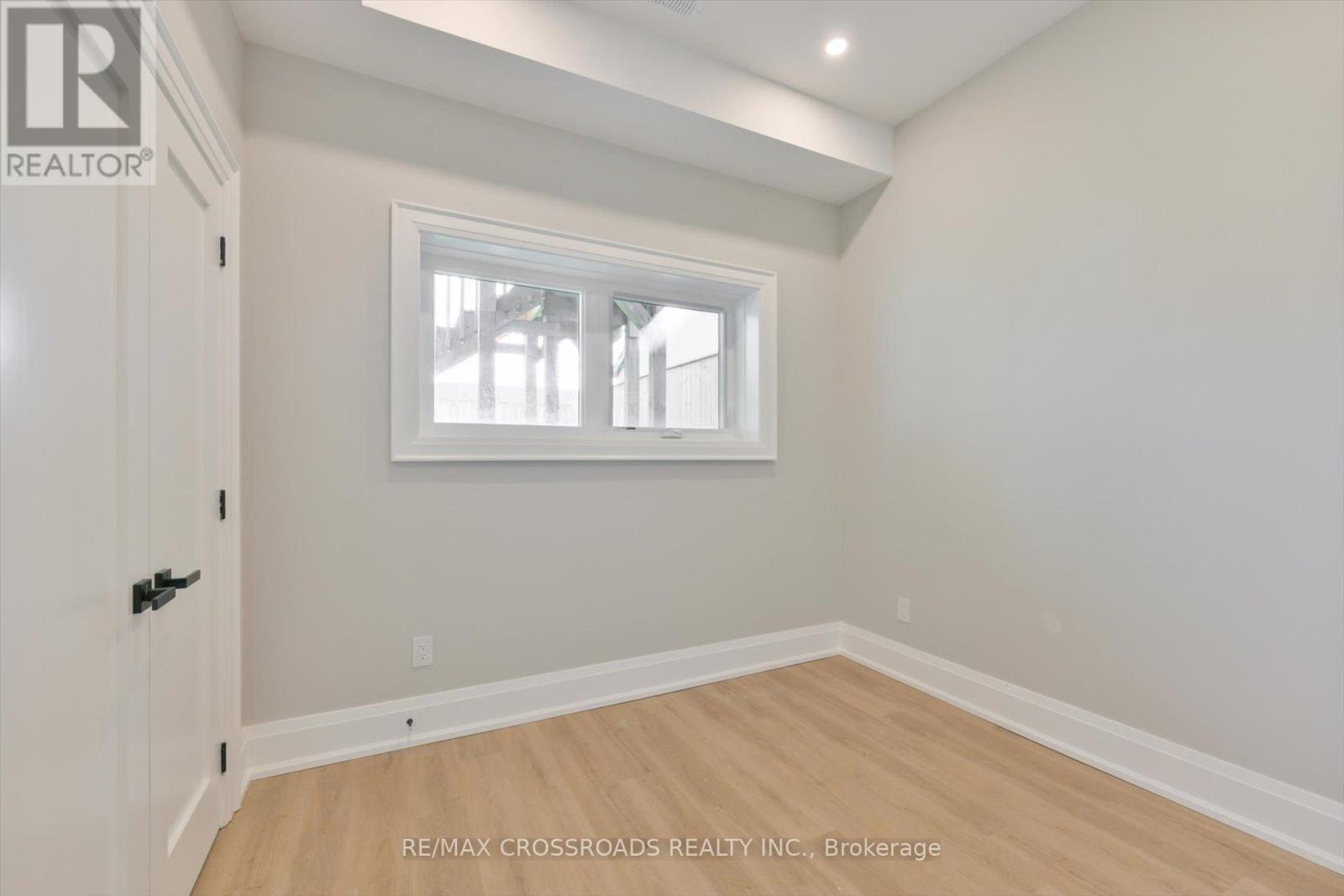 84 Westbourne Avenue, Toronto (Clairlea-Birchmount), Ontario  M1L 2Y5 - Photo 35 - E12121286
